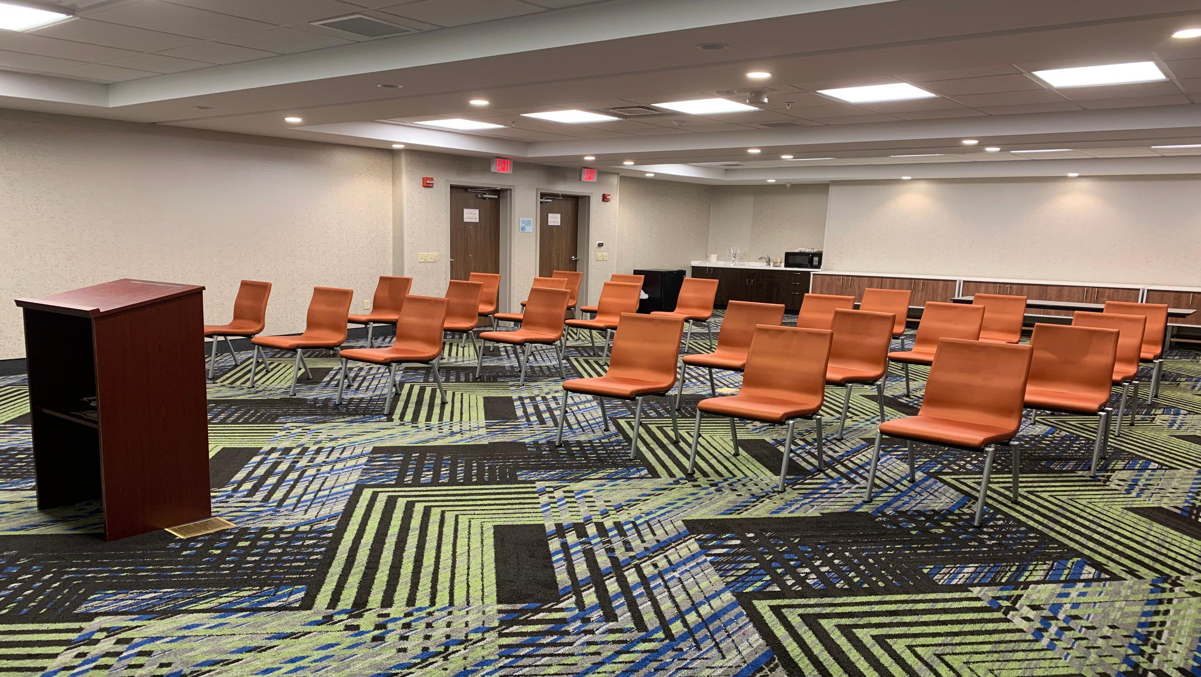 Holiday Inn Express & Suites - Middletown By Ihg Exterior photo