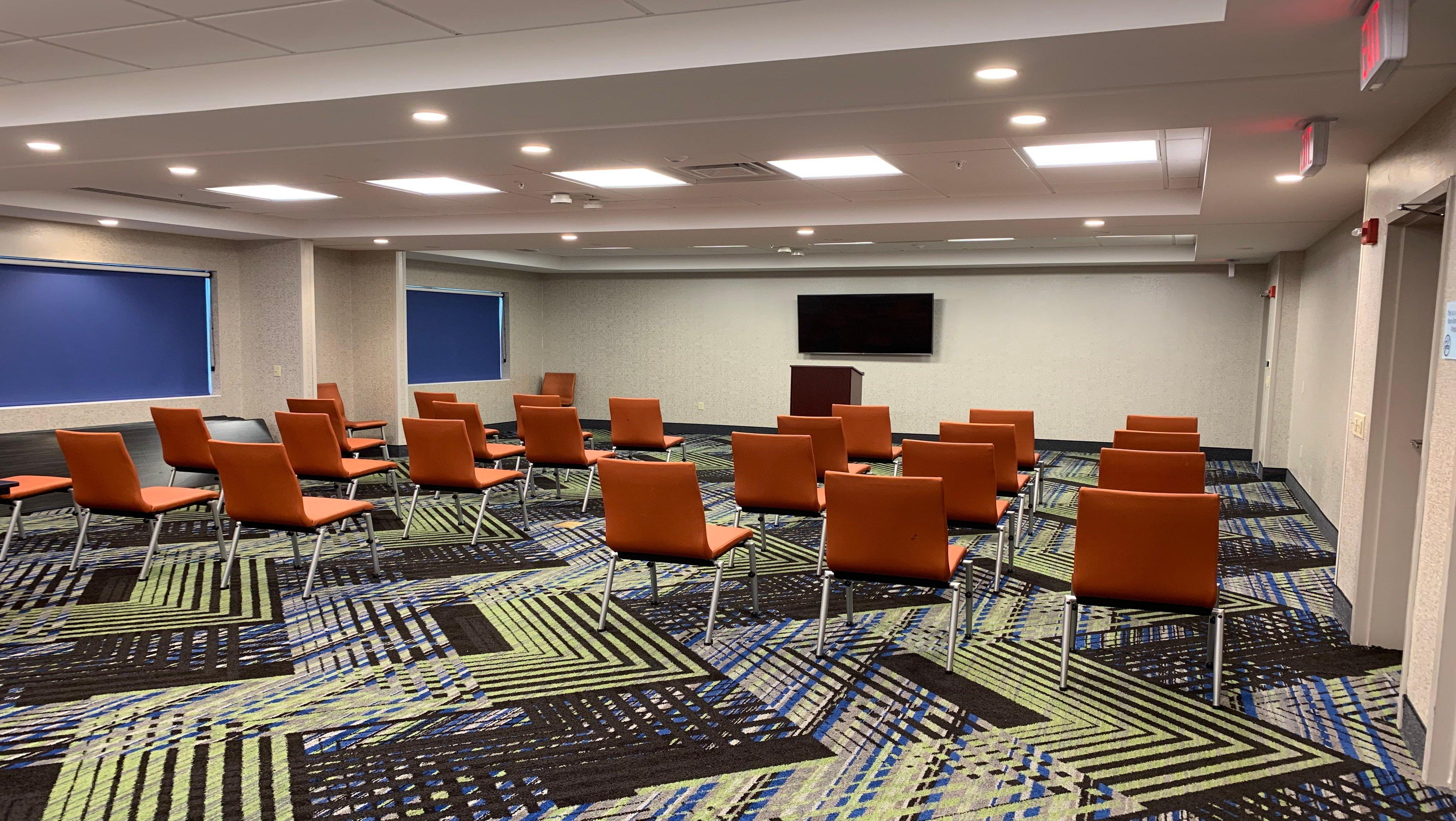 Holiday Inn Express & Suites - Middletown By Ihg Exterior photo